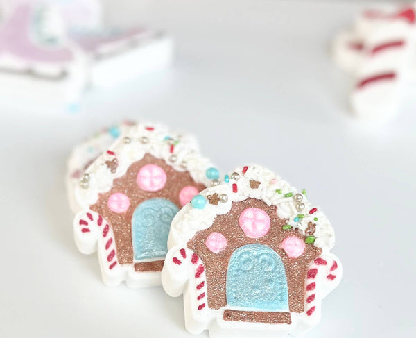 The Burlap Barn Company - Gingerbread House Bath Bomb